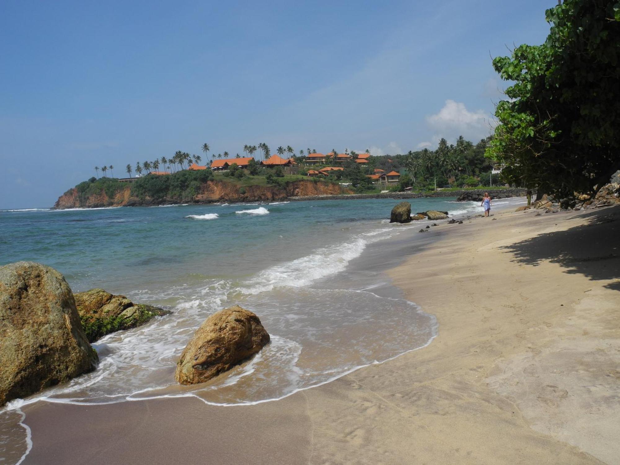 Top Of The Hill Guesthouse Weligama Exteriör bild