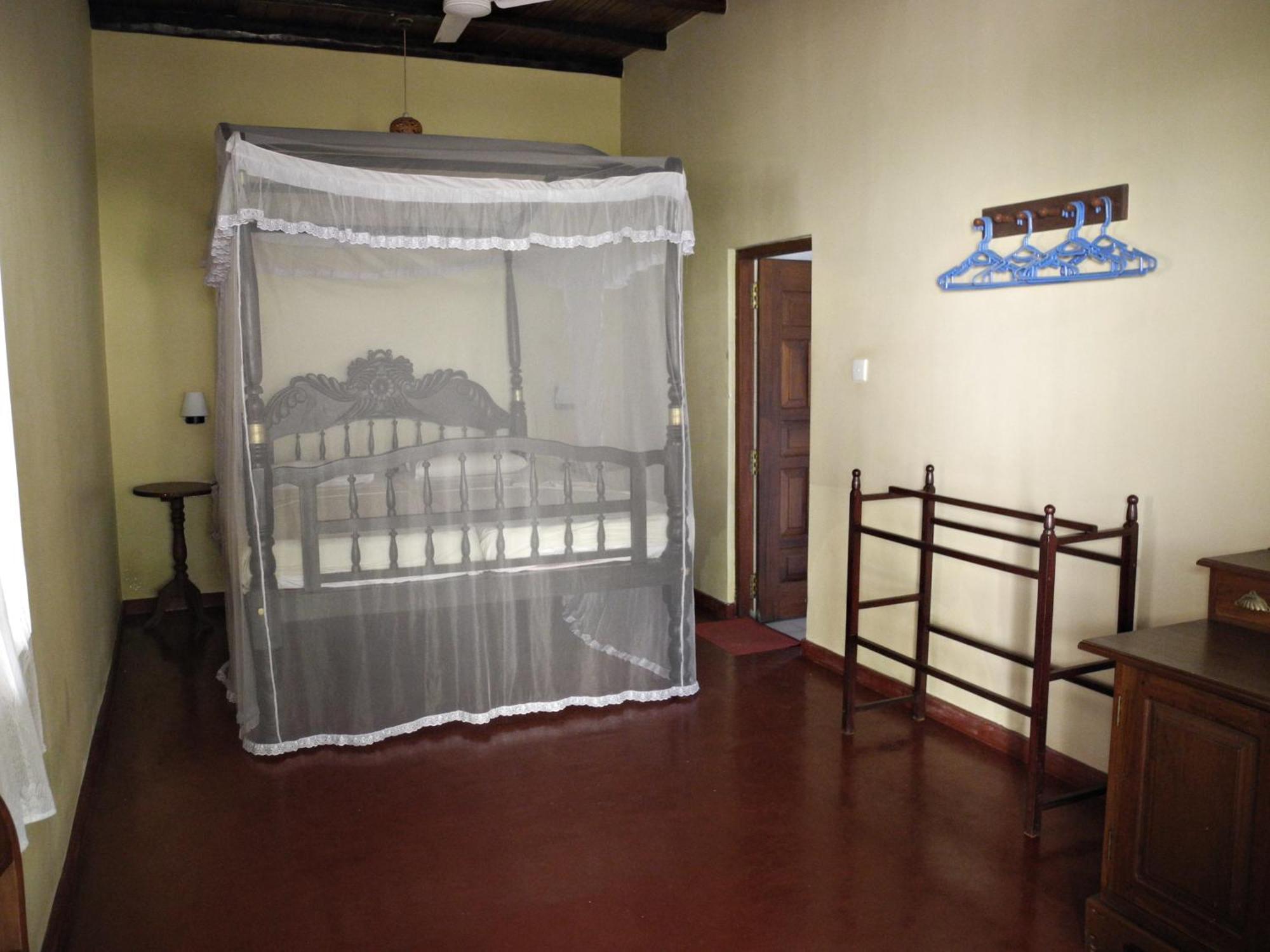 Top Of The Hill Guesthouse Weligama Exteriör bild