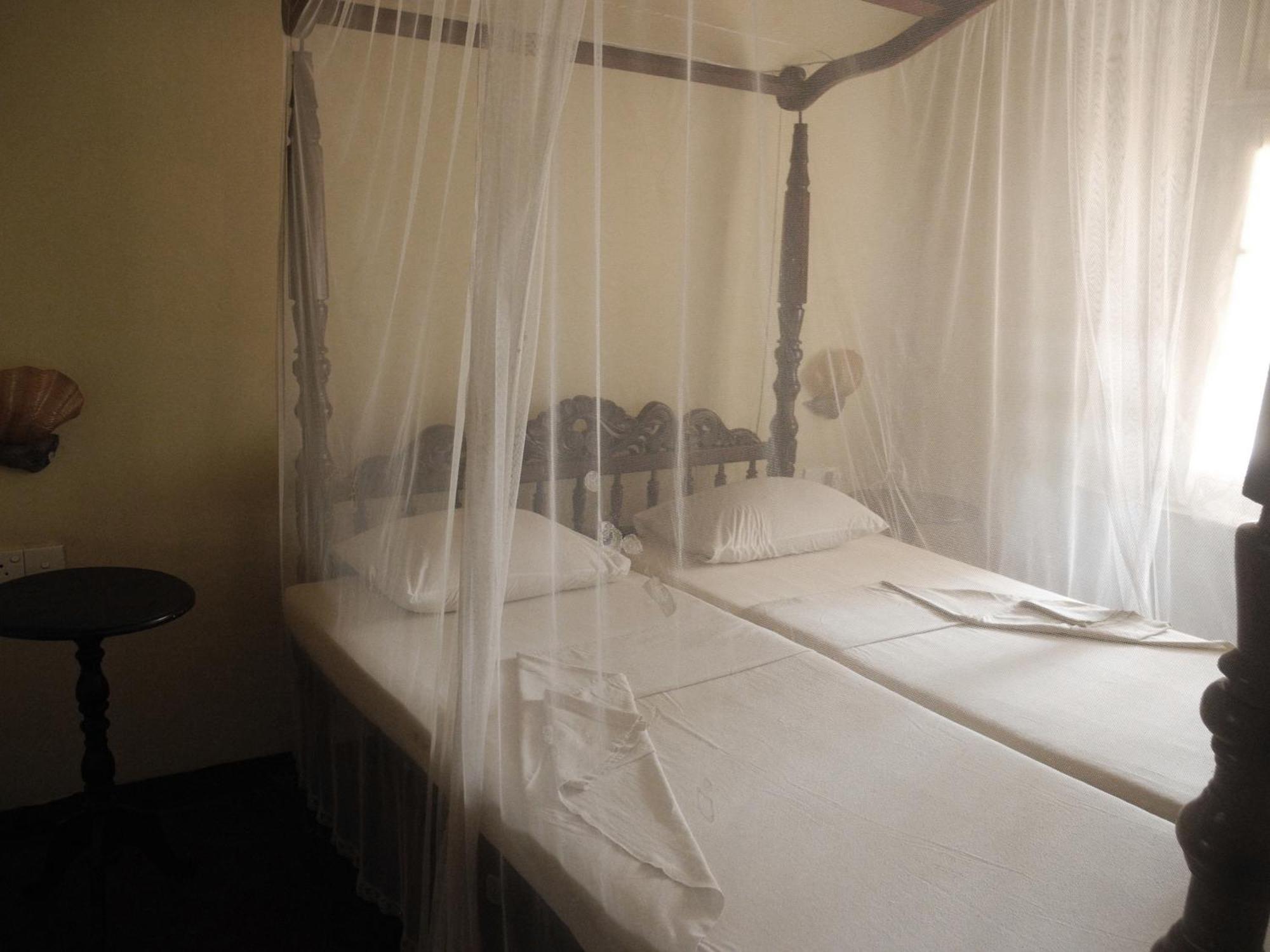 Top Of The Hill Guesthouse Weligama Exteriör bild
