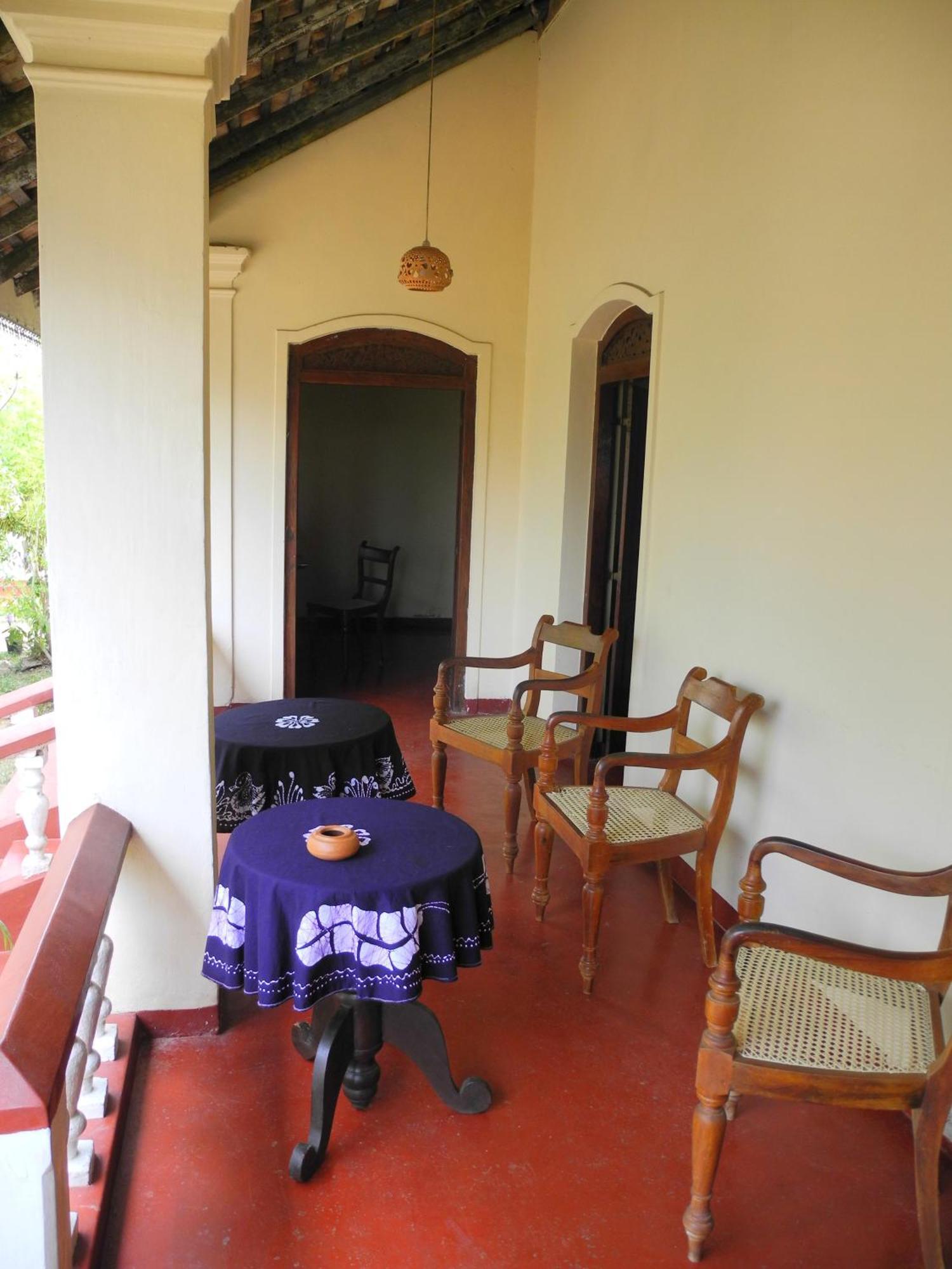Top Of The Hill Guesthouse Weligama Exteriör bild