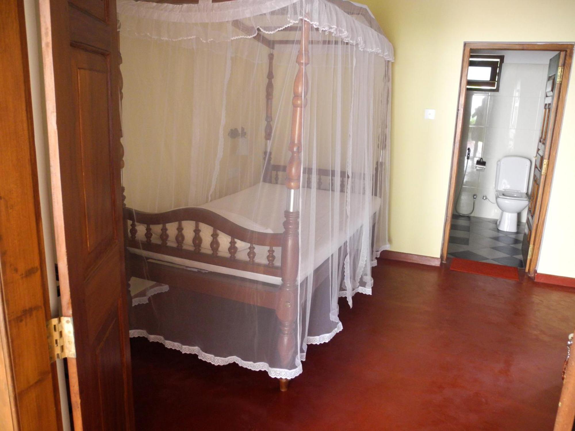 Top Of The Hill Guesthouse Weligama Exteriör bild