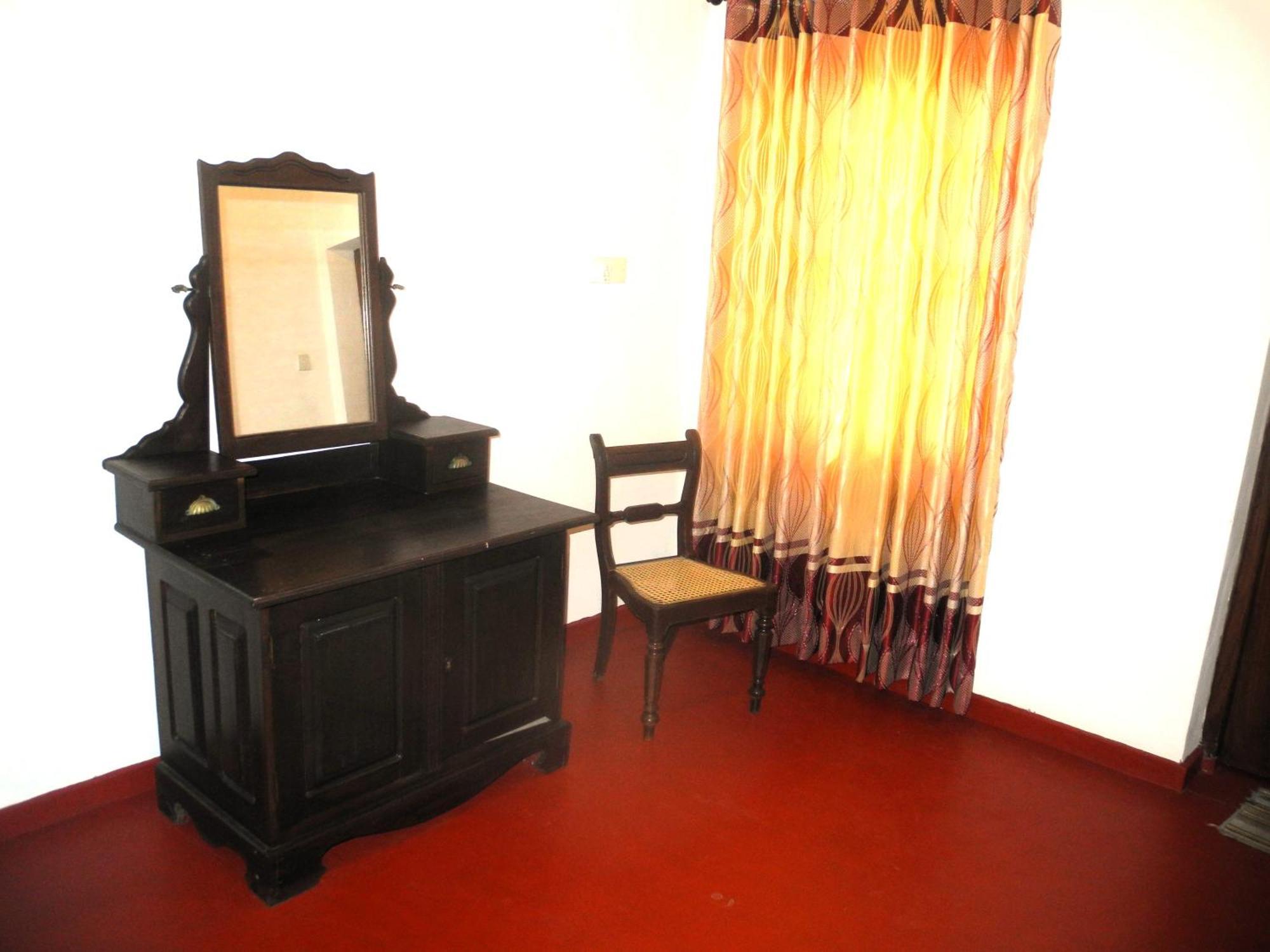 Top Of The Hill Guesthouse Weligama Exteriör bild