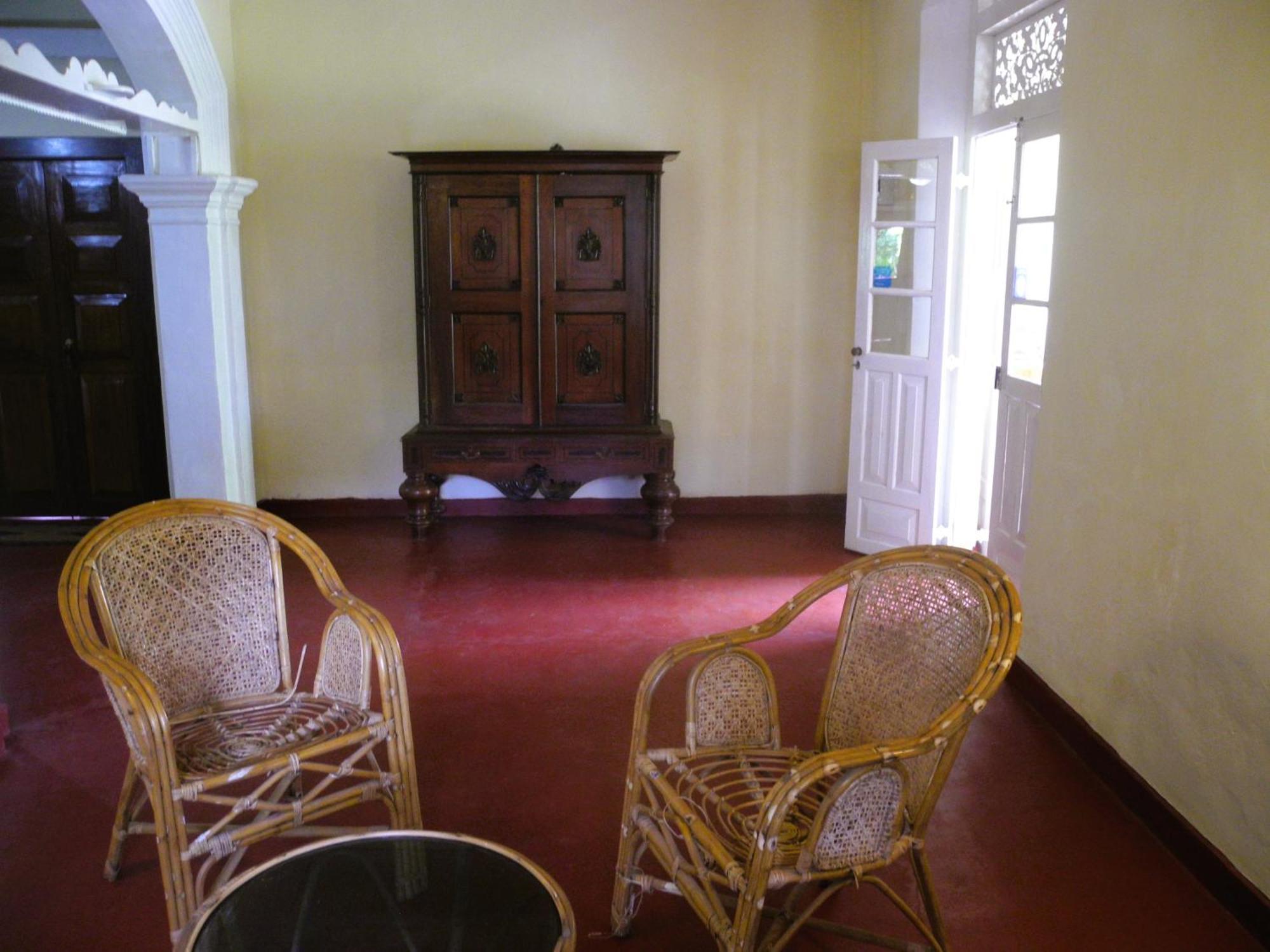 Top Of The Hill Guesthouse Weligama Exteriör bild