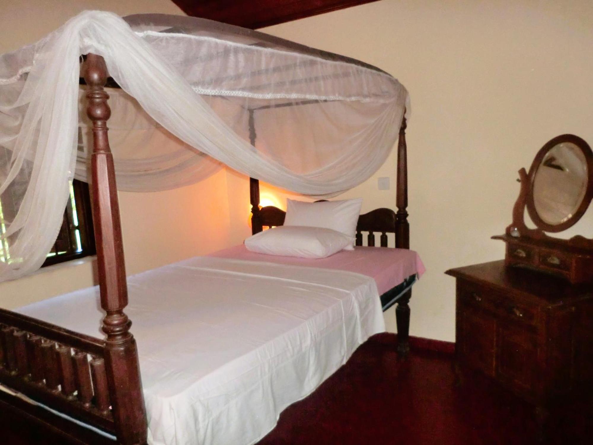 Top Of The Hill Guesthouse Weligama Exteriör bild