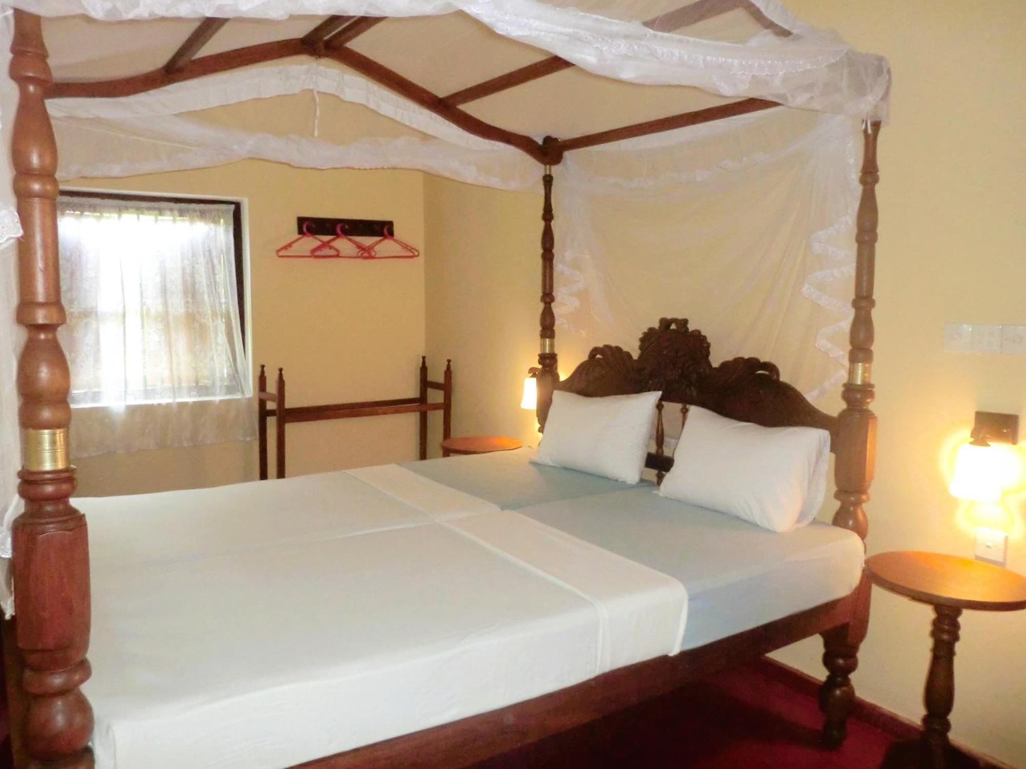 Top Of The Hill Guesthouse Weligama Rum bild